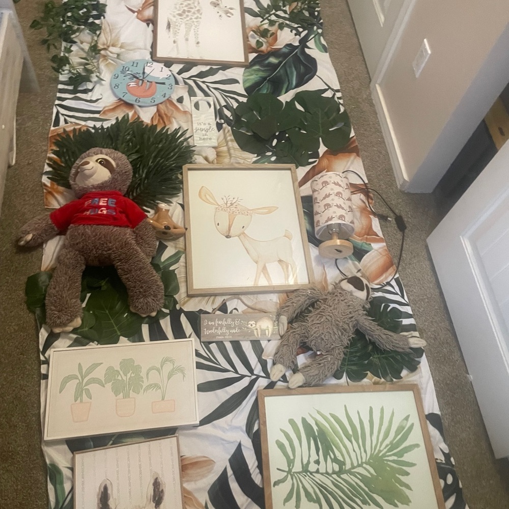 Tropical Themed Wall Art and Plush Set